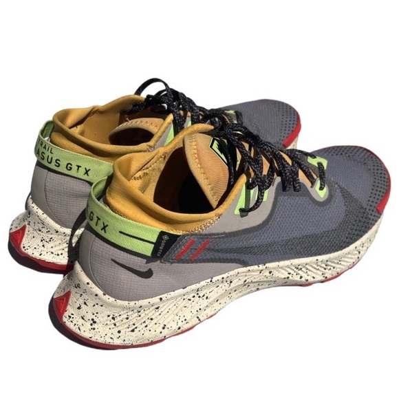 nike pegasus trail 2 10.5